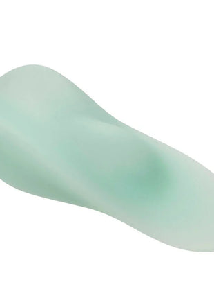 Ein glatter, transluzenter mintgrüner silikon-fußmassagegerät mit konturiertem ergonomischem design von calexotics pacifica bali teaser 10 funktionen aqua