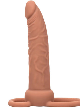 Brauner tanfarbener silikon analplug mit strukturierter oberfläche und zwei ringen am basis von calexotics performance maxx dual-penetrator