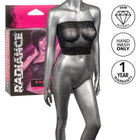 Schwarzer bandeau bodysuit mit funkelnden strassakzenten auf silberner schaufensterpuppe von calexotics