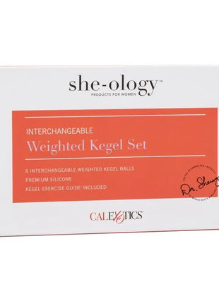 Weißes und korallenfarbenes she-ology kegel-gewichtsset mit premium-silikonkugeln von CalExotics