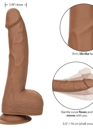 Tanfarbener realistischer silikon-dildo mit strukturierter oberfläche und gebogenem design von calexotics