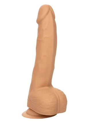 Beige silikon phallusförmiger dildo mit realistischen konturen und abgerundetem sockel von calexotics 20,32 cm haut