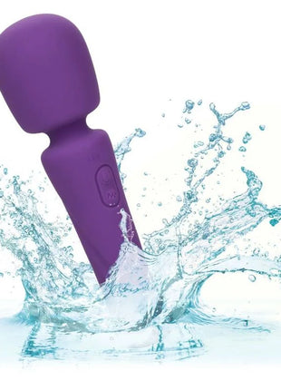 Calexotics stella massager violett silikon vibrierender massagestab mit glattem kopf und strukturierter grifffläche