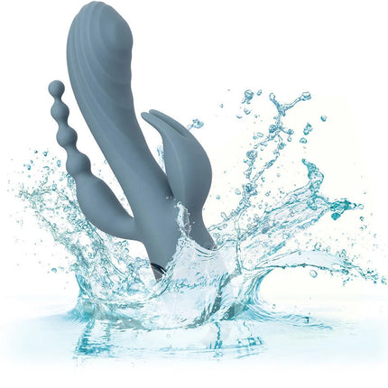 Grauer silikon vibrator triple ecstasy mit gebogenem schaft, doppelt geflankten flügeln und segmentierter perlenreihe von calexotics