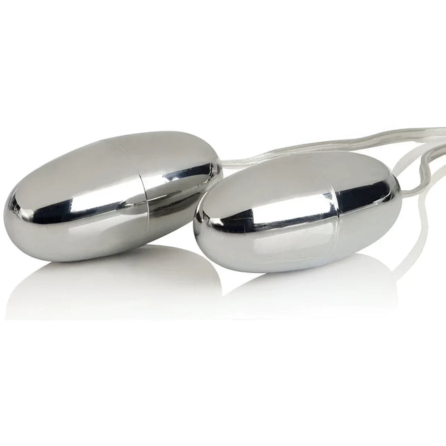 CaleXotics vibrierende kugeln silber duo silberne ovale elektronische vibratoren mit metallischem finish und verbindungskabel