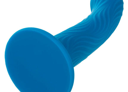 Calexotics wave rider ripple analstecker blau aus blauem silikon mit welliger struktur und glattem rundem fuß