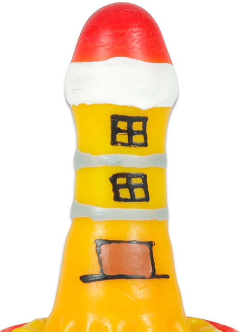 Ein handbemaltes kondome spielzeug in leuchtturmform mit gelb, rot und weiß sowie schwarzen fensteraufklebern und brauner tür