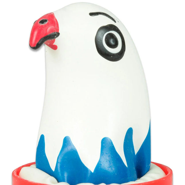 Weißes kunststoff adlerfigur kondom mit rotem schnabel schwarzem auge und blauen flügelspitzen von Condomerie