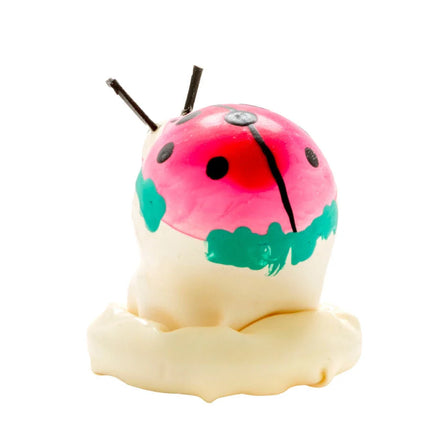Handbemalte kondomfigur condermerie marienkäfer modell 1 mit rosa und grüner lackierung und schwarzer antenne