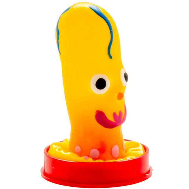 Handbemalte neuheitskondome mutter mit gelbem und orangem gummi-oktopus und rotem sockel von condomerie