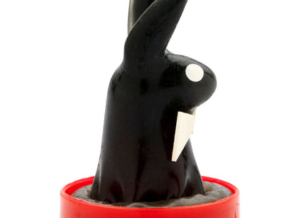 Schwarzer plastik vampire kaninchenstempel mit weißen augen und fängen auf rotem rundem sockel für condomerie handbemalte neuheitskondome play boy
