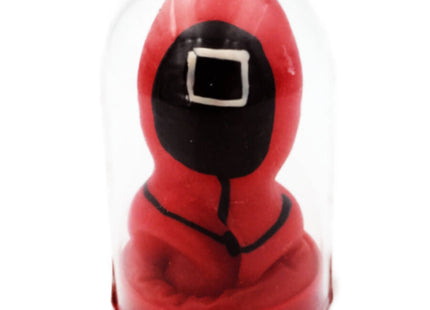 Roter silikon squid game figur im klaren glaskuppel im condomerie handbemalte neuheitskondome quadratisch