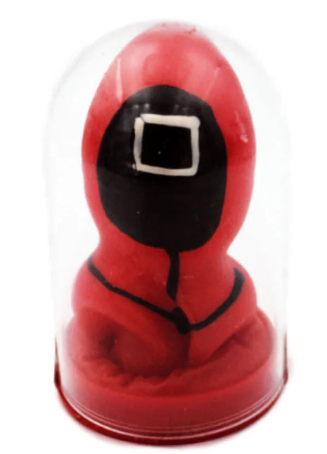 Roter silikon squid game figur im klaren glaskuppel im condomerie handbemalte neuheitskondome quadratisch