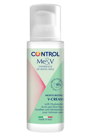 Control me&v feuchtigkeitsspendende v-cream intim in klarer plastikflasche mit weißem pumpspender und mintgrünem etikett