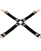 COQUETTE CHIC DESIRE – Fantasy Hogtie-Verbinder aus veganem Leder - Bondage-Set