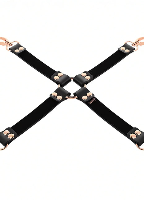 COQUETTE CHIC DESIRE – Fantasy Hogtie-Verbinder aus veganem Leder - Bondage-Set