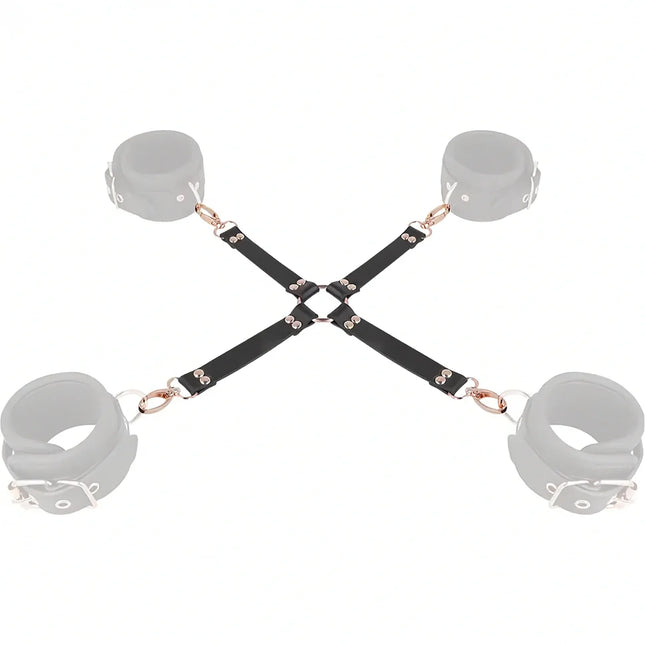 COQUETTE CHIC DESIRE – Fantasy Hogtie-Verbinder aus veganem Leder - Bondage-Set