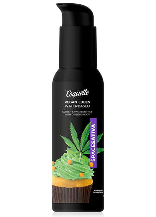 Schwarze coquette pumpe mit veganem wasserbasiertem space sativa lubricant und lila cannabisblatt auf cupcake design