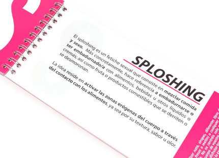 Pink spiralgebundenes notizbuch mit weißen seiten und einem fetten s-logo auf dem cover für coupletition abcsex spiel für paare
