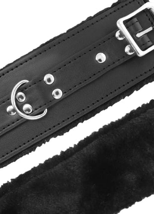 DARKNESS - SCHWARZ GEFÜTTERTE BDSM-HANDSCHELLEN - Handschellen für Frauen