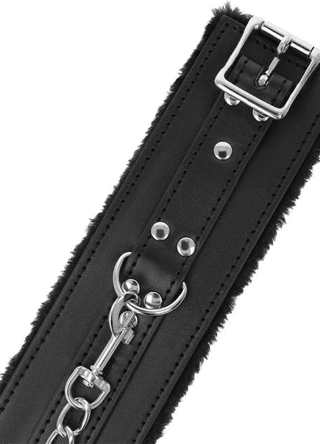 DARKNESS - SCHWARZ GEFÜTTERTE BDSM-HANDSCHELLEN - Handschellen für Frauen