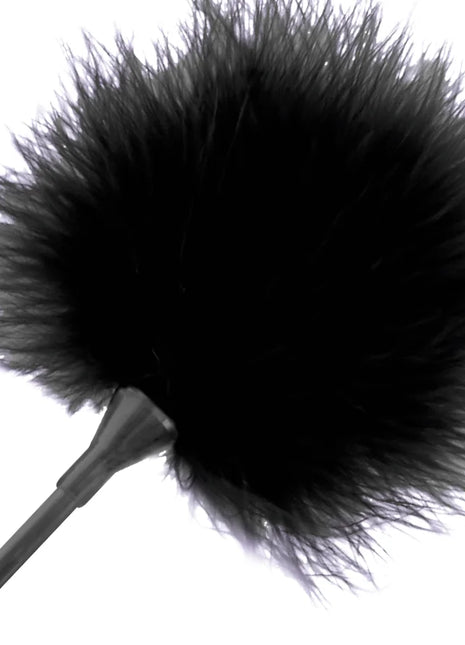 Schwarzer fluffy mikrofon windschutz mit schlankem metallstiel im produkt darkness schwarzer stimulierender stift 42 cm