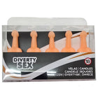 Set aus fünf pfirsichfarbenen silikonkerzen in penisform in transparenter verpackung diverty sex diablo picante