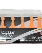 Set aus fünf pfirsichfarbenen silikonkerzen in penisform in transparenter verpackung diverty sex diablo picante