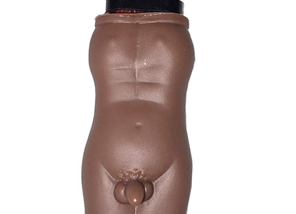 Brauner glänzender plastikfeuerzeug in form eines männlichen torsos mit definierten abdominals und genitalien diablo picante leichterer mulatte-mannkörper