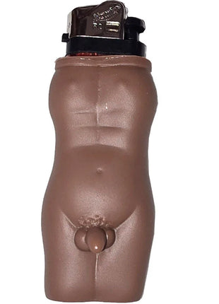 Brauner glänzender plastikfeuerzeug in form eines männlichen torsos mit definierten abdominals und genitalien diablo picante leichterer mulatte-mannkörper