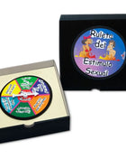 Buntes rundes spielrad mit spanischen erotischen stimulationstipps im schwarzen kasten für diablo picante roulette spiel