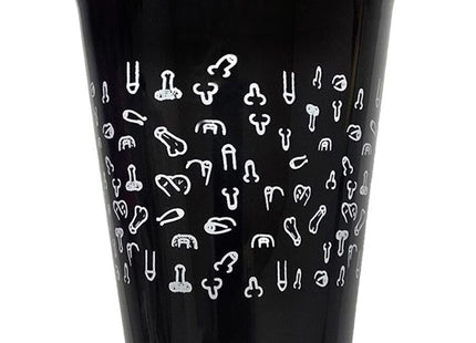 Schwarzes shotglas mit glänzendem finish und weißem muster aus stilisierten männlichen genitalsymbolen, 500 ml