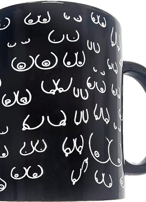 Schwarzer keramiktasse diablo picante 370 ml mit weiß umrandetem brustmuster für kaffeegenuss