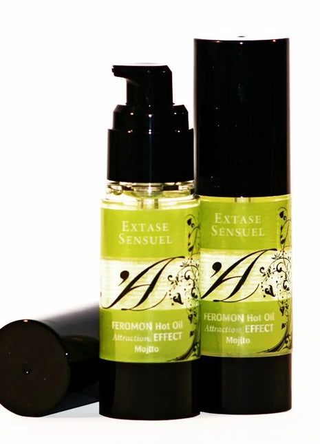 Zwei schwarze pumpflaschen extase sensuel massageöl mit wärmeeffekt und mojito pheromonen mit limettengrünen etiketten