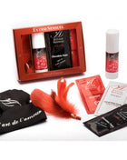 Rot und schwarzes extase sensuel voyage sensuel truhe erwachsenen set mit schokolade, heißem öl, federaccessoire und markenverpackung