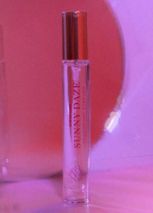 EYE OF LOVE - BLOOM SATIVA-PARFUM FÜR WEIBLICHE PERSONEN SUNNY DAZE 10 ML