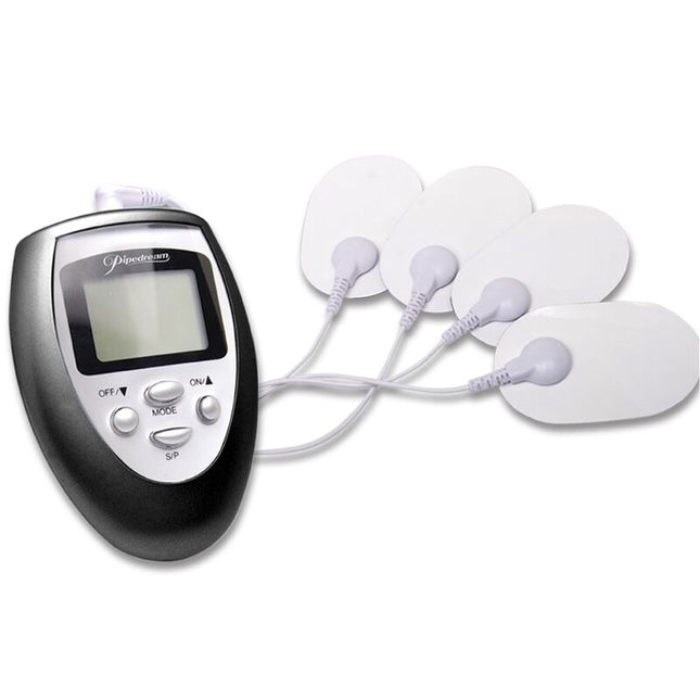 Elektrische stimulierungsschocktherapie-kit von fetish fantasy series mit schwarzem und silbernem elektrischem muskelstimulator und vier weißen ovalen elektrodensensoren
