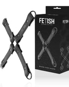 Schwarze x-förmige bondage hoogtie aus veganem leder von fetish submissive für fesselspiele