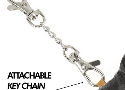 Silberfarbener metall-schlüsselanhänger mit verdrehtem glieddesign und zwei schwenkkarabinern für fetish submissive momo bdsm teddybär modell 8