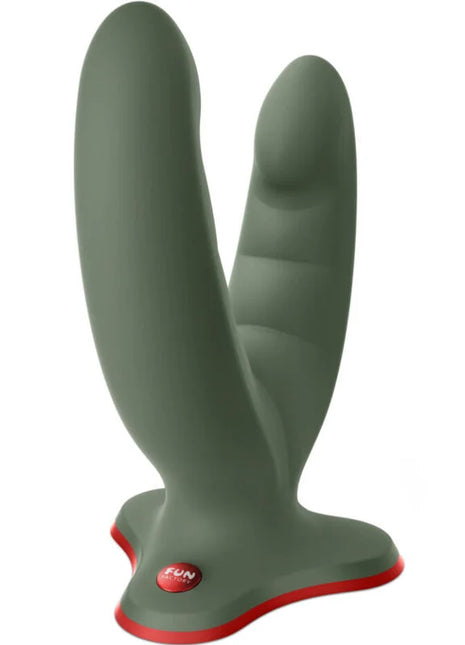 Fun factory ryde doppeldildo und massager aus olivgrünem silikon mit rotem akzent und logo am fußende