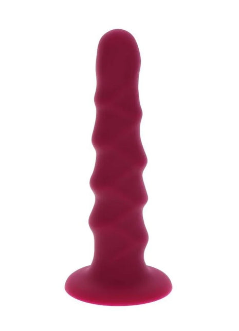 Ein tiefroter, gerippter silikon-analplug mit flachem grund und strukturierter oberfläche 12 cm lang