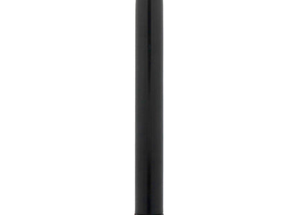 Glossy schlanker vibrator schwarz mit glatter, glänzender oberfläche und abgerundetem spitzkopf aus schwarzem material