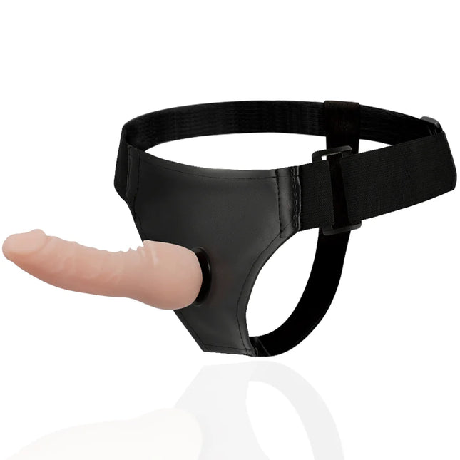 Schwarzer lederähnlicher harness mit pfirsichfarbenem silikon dildo 16 cm länge 3,3 cm durchmesser