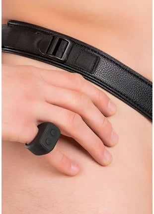 HIDDEN DESIRE - INFERNO VIBRIERENDER PENIS-SLEEVE ZUM AUFSCHNALLEN 16 CM