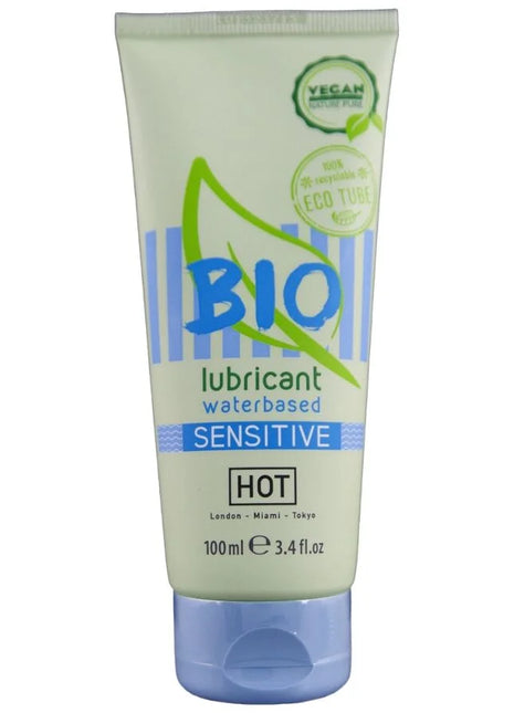Ein hellgrüner tube bio wasserbasiertes sensibles schmiermittel hot mit blauem deckel und umweltfreundlicher kennzeichnung
