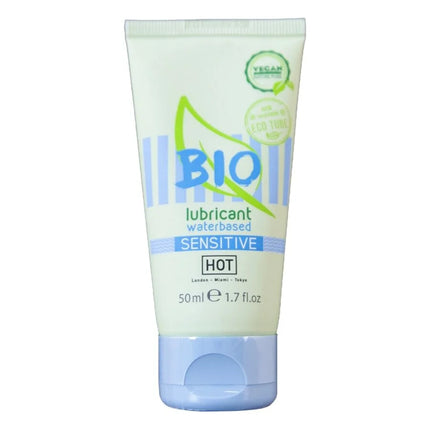 Weiße tube bio wasserbasiertes sensitiver lubricant mit hellblauem deckel und grünem blattlogo für 50ml hot