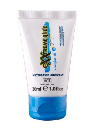 Ein weiß-blauer 30ml tube hot extratreme gleitmittel auf wasserbasis mit komfortöl a+ inhaltsstoffe sichtbar