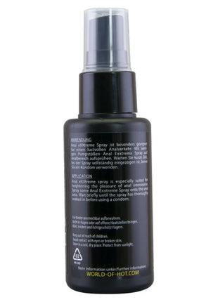 Schwarze plastik-sprühflasche mit klarem aufsatz und schwarzer pumpe hot extratremes analspray 50 ml