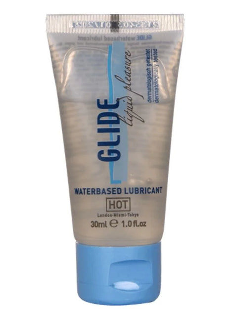 Ein durchsichtiges silikonfreies gleitmittel auf wasserbasis hot glide liquid pleasure 30 ml mit blauem deckel