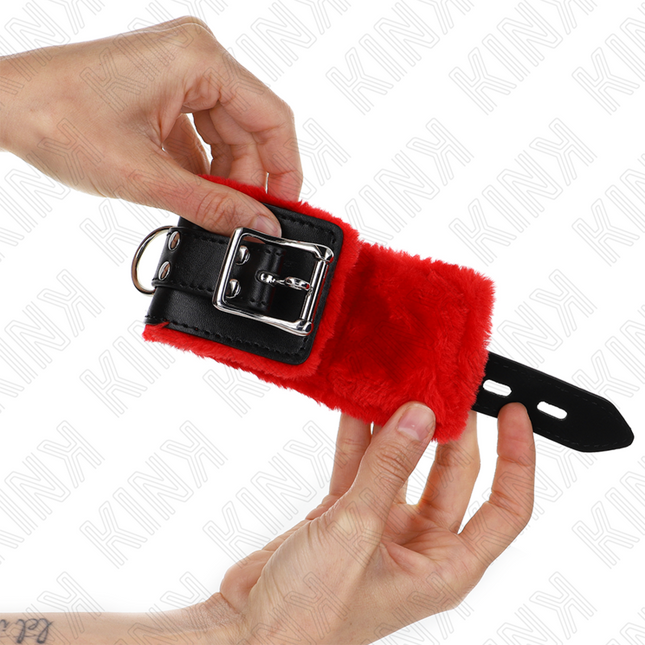 KINK - FUR-LINED WRIST CUFF WITH SQUARE HOLES, RED AND BLACK BELT, ADJUSTABLE 17-29 CM X 6 CM